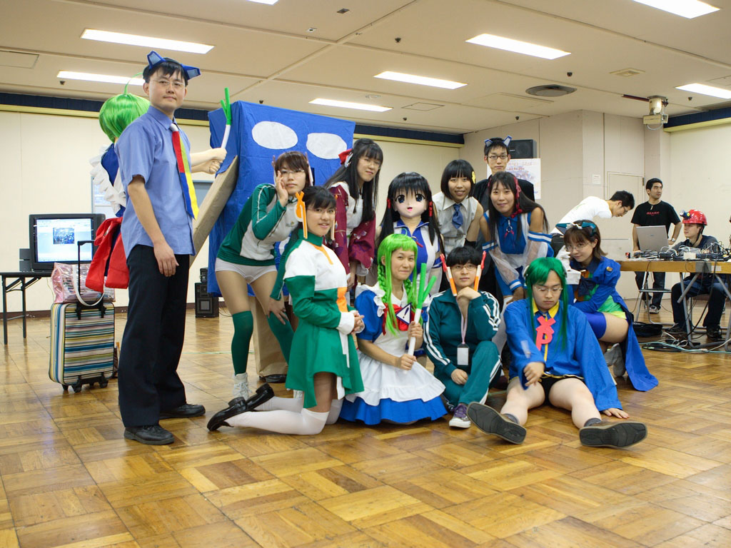 2k-kun, 2k-tan, 98-tan, homeko, homeo, me-tan, xp-tan, xp home-tan, xphome, xpmc, os-tan, cosplay photo, photo (medium), 6+boys, 6+girls, asian, cosplay, everyone, multiple boys, multiple girls, spring onion