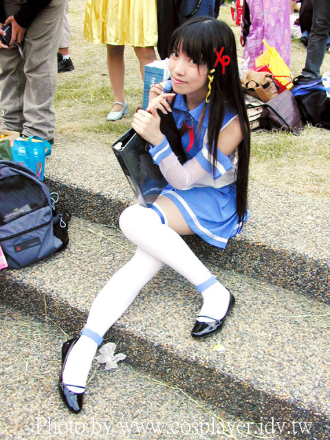 xp-tan, os-tan, cosplay photo, photo (medium), 1girl, blue skirt, cosplay, female focus, skirt, solo, thighhighs