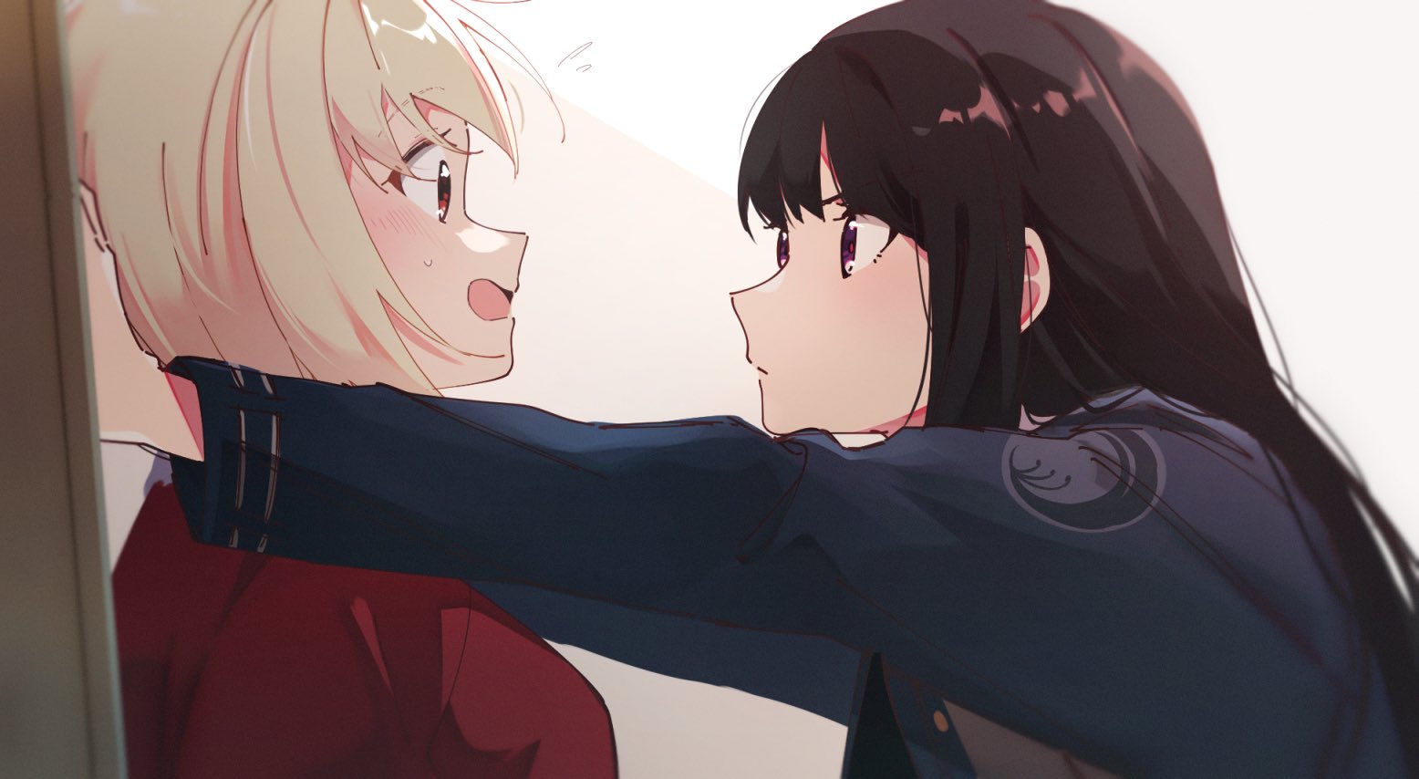 aotsubaki toto, inoue takina, nishikigi chisato, lycoris recoil, hashtag-only commentary, 2girls, black hair, blonde hair, blue shirt, blush, bob cut, closed mouth, emblem, eye contact, kabedon, long hair, long sleeves, looking at another, lycoris uniform, multiple girls, open mouth, red shirt, shirt, short hair, sweatdrop, upper body