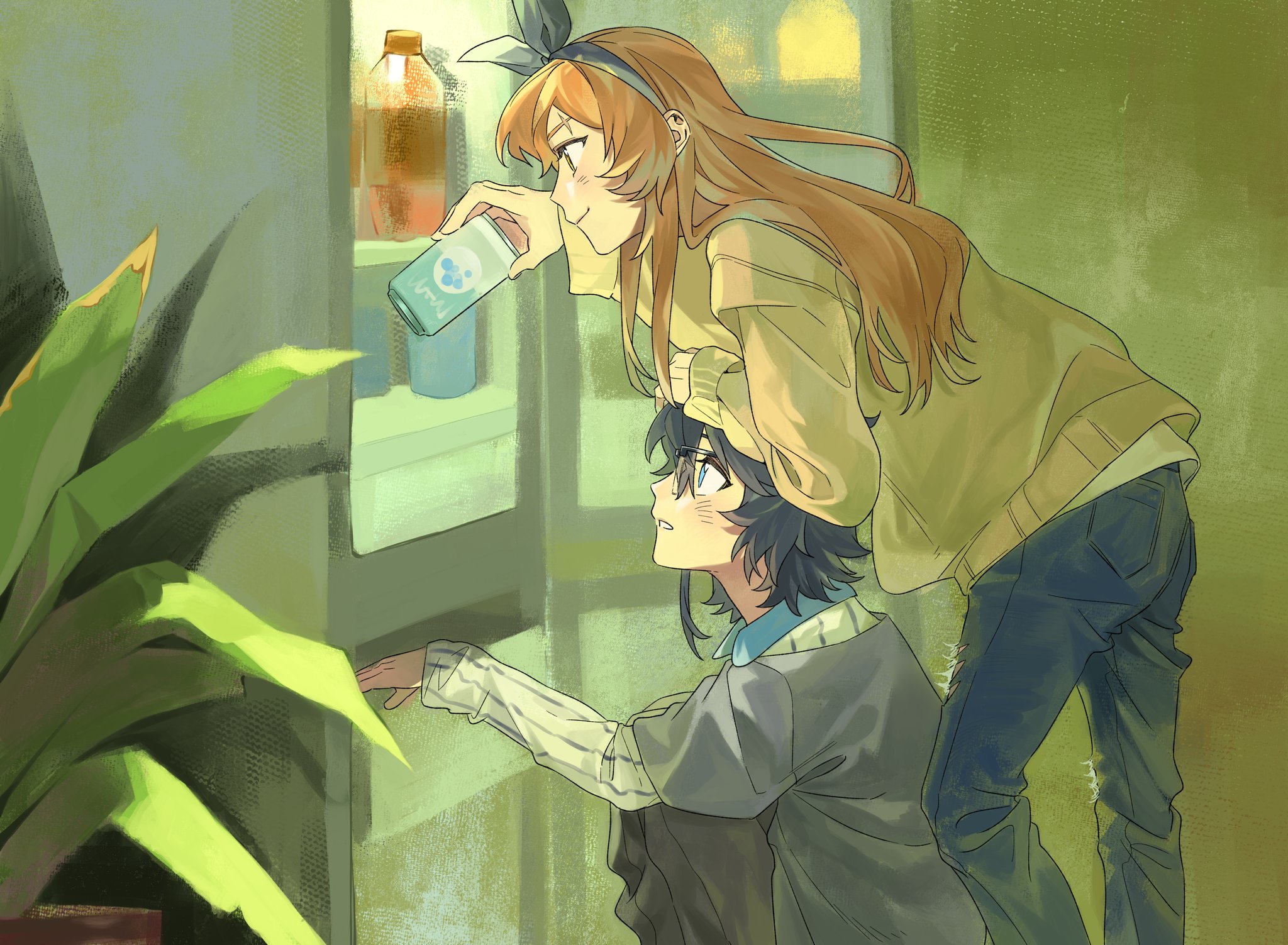 jiguang haibao, koishikawa iko, momijiyama teru, shy (series), commentary, hashtag-only commentary, highres, 2girls, black hair, black pants, blonde hair, blue eyes, bow hairband, can, closed mouth, glasses, grey hairband, grey shirt, hairband, holding, holding can, indoors, layered sleeves, long hair, long sleeves, multiple girls, painterly, pants, parted lips, refrigerator, shirt, short over long sleeves, short sleeves, smile, squatting, standing, sweater, yellow sweater