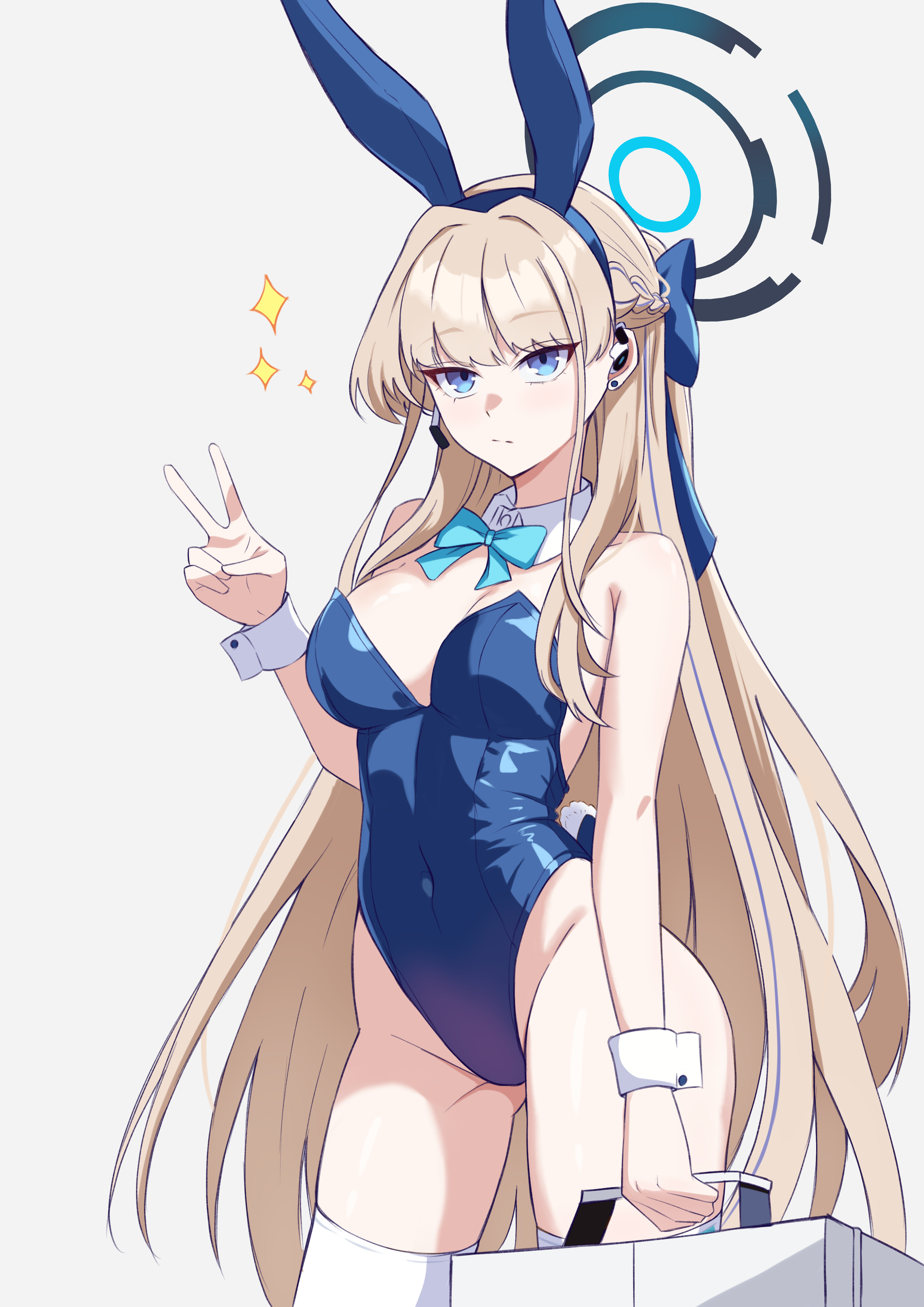 minaduki0707, toki (blue archive), toki (bunny) (blue archive), blue archive, absurdres, highres, 1girl, animal ear hairband, animal ears, aqua bow, aqua bowtie, blonde hair, blue eyes, blue hair, blue halo, blue leotard, bow, bowtie, braid, detached collar, earpiece, fake animal ears, fake tail, hairband, half up braid, halo, highleg, highleg leotard, leotard, long hair, looking at viewer, multicolored hair, official alternate costume, playboy bunny, rabbit ears, rabbit tail, solo, sparkle, strapless, strapless leotard, streaked hair, suitcase, tail, thighhighs, v, white thighhighs, white wrist cuffs, wrist cuffs