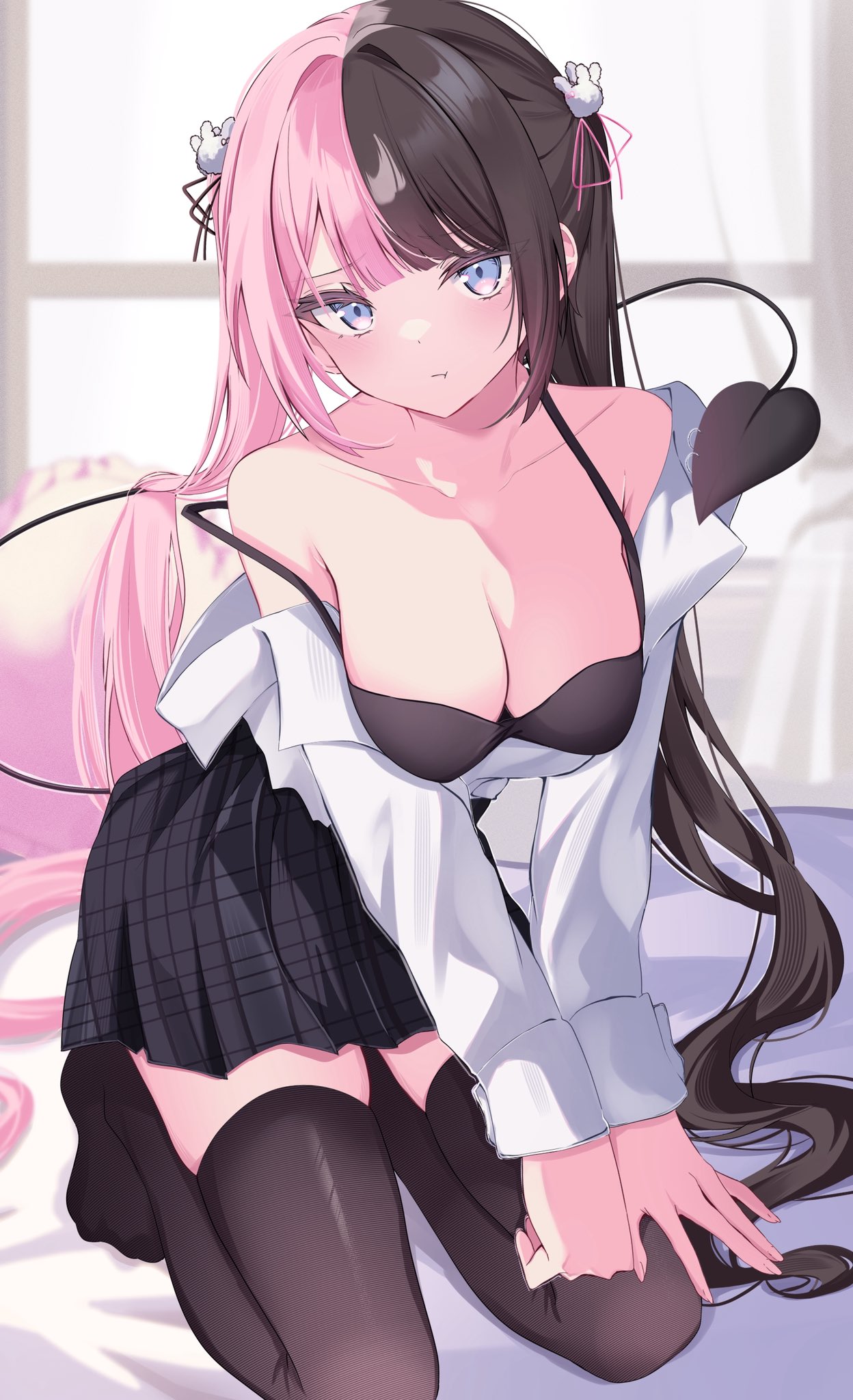 eugeo 032, tachibana hinano, vspo!, commentary, highres, 1girl, black hair, black skirt, black tail, black thighhighs, blue eyes, blush, breasts, closed mouth, demon tail, kneeling, long hair, looking at viewer, multicolored hair, off shoulder, on bed, pillow, pink hair, shirt, skirt, solo, spaghetti strap, split-color hair, tail, thighhighs, two-tone hair, virtual youtuber, white shirt