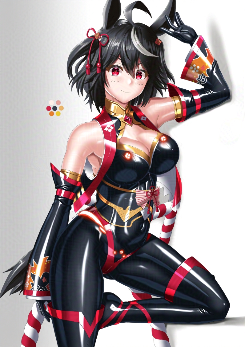 tomahawk (nagarebosi8492), kitasan black (umamusume), umamusume, 1girl, adapted costume, ahoge, alternate costume, animal ears, arm up, bare shoulders, black bodysuit, black gloves, black hair, black sleeves, bodysuit, breasts, cleavage, cleavage cutout, closed mouth, clothing cutout, color guide, detached sleeves, gloves, gradient background, grey background, hair between eyes, hair ornament, hair ribbon, horse ears, horse girl, horse tail, kouhaku nawa, large breasts, latex, latex bodysuit, looking at viewer, multicolored hair, red eyes, red ribbon, ribbon, rope, shimenawa, shiny clothes, short hair, simple background, skin tight, smile, solo, streaked hair, tail, taimanin suit, two-tone hair, watermark, white background, white hair