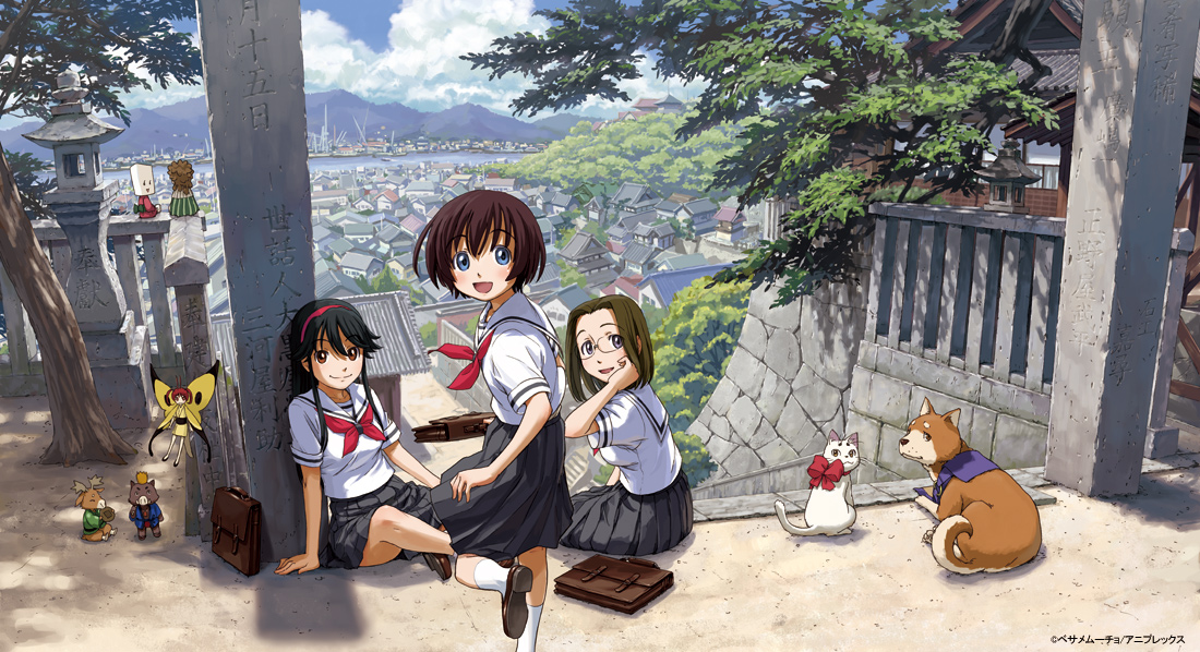 naruko hanaharu, tama (tama-s), hitotsubashi tama, hitotsubashi yurie, saegusa matsuri, shijou mitsue, kamichu!, 00s, 3girls, black hair, blue eyes, brown eyes, brown hair, cat, dog, in-universe location, multiple girls, pleated skirt, school uniform, serafuku, short hair, skirt, stone lantern, tama (kamichu), team happiness