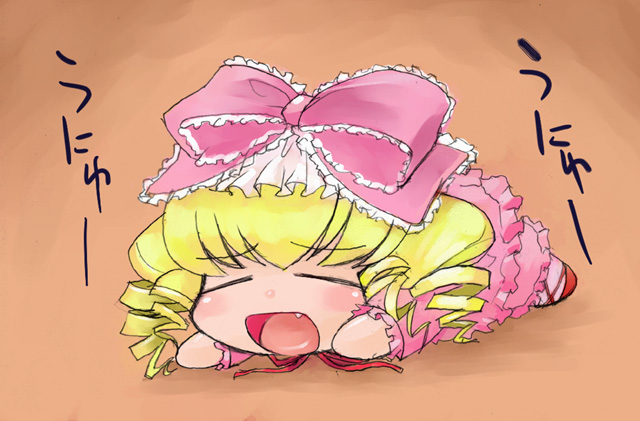 hinaichigo, rozen maiden, 00s, 1girl, = =, blonde hair, bow, chibi, chibi only, dress, drill hair, fallen down, fang, female focus, frills, hair bow, lying, pink dress, shoes, short hair, solo, unyu