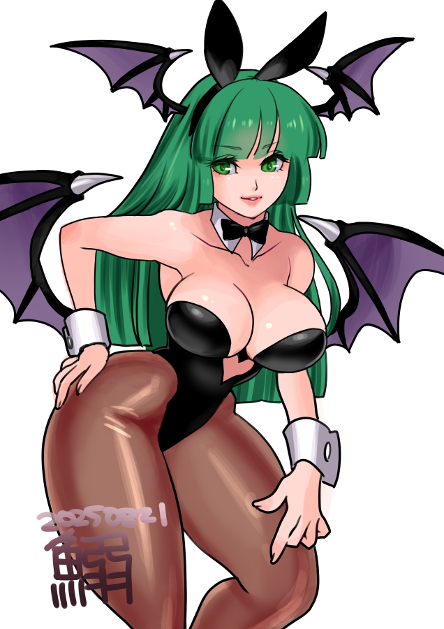 tokisige, morrigan aensland, darkstalkers, 1girl, animal ears, black leotard, black pantyhose, breasts, cleavage, cowboy shot, dated, demon girl, demon wings, green eyes, green hair, head wings, large breasts, leotard, long hair, looking at viewer, multiple wings, pantyhose, playboy bunny, rabbit ears, simple background, solo, strapless, strapless leotard, white background, wings