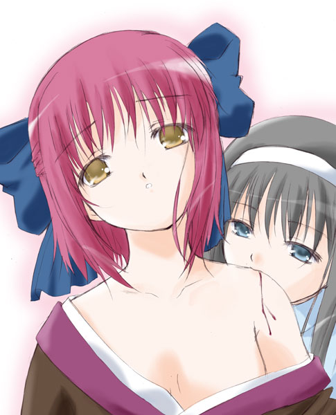 kohaku (tsukihime), tohno akiha, tsukihime, 00s, 2girls, bare shoulders, blood, blood sucking, multiple girls, simple background, white background