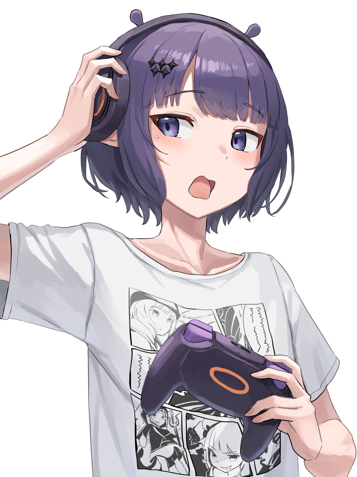 vakuuberi, ninomae ina'nis, ninomae ina'nis (loungewear), hololive, hololive english, highres, 1girl, blue eyes, controller, game controller, headphones, holding, holding controller, holding game controller, mole, mole under eye, official alternate costume, official alternate hairstyle, open mouth, print shirt, purple hair, shirt, short hair, simple background, solo, tentacle hair, virtual youtuber, white background, white shirt