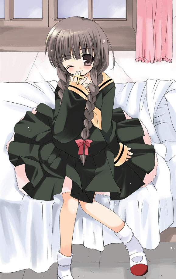 araki kanao, shimazu yoshino, maria-sama ga miteru, 00s, 1girl, cross, female focus, mouth hold, solo