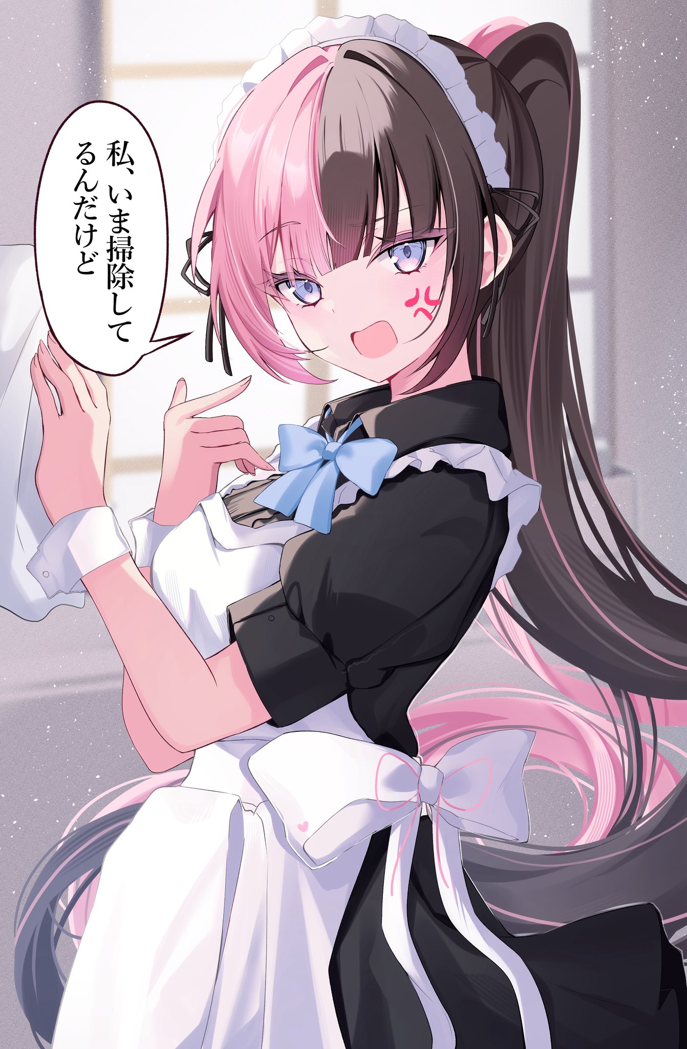eugeo 032, tachibana hinano, vspo!, commentary request, highres, translation request, 1girl, anger vein, apron, black shirt, blue bow, blue bowtie, blue eyes, bow, bowtie, brown hair, indoors, looking at viewer, maid, maid apron, maid headdress, multicolored hair, open mouth, pink hair, ponytail, shirt, solo, speech bubble, split-color hair, two-tone hair, virtual youtuber, wrist cuffs