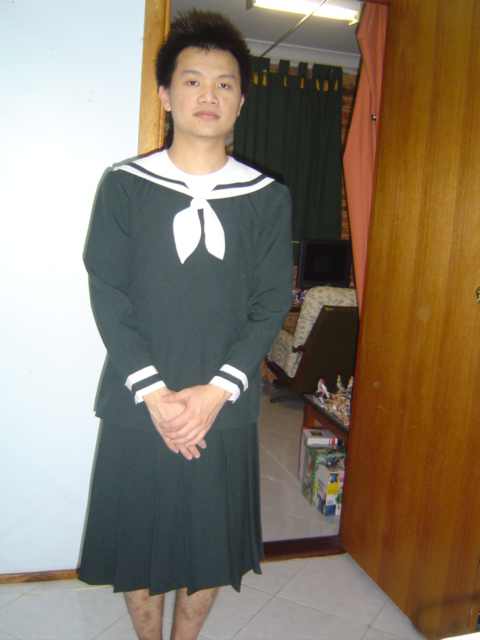 maria-sama ga miteru, cosplay photo, photo (medium), cosplay, crossdressing, crossdressing (mtf), male focus, pleated skirt, school uniform, serafuku, skirt, solo, what