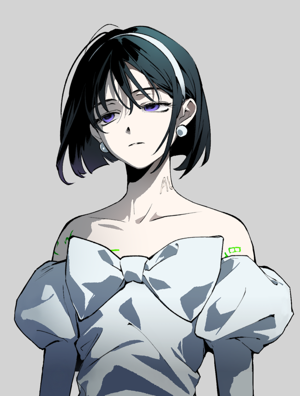 jiaoshui98161, sua (alien stage), alien stage, chinese commentary, commentary request, highres, 1girl, bare shoulders, black hair, bob cut, body markings, closed mouth, dress, earrings, grey background, hairband, jewelry, juliet sleeves, light frown, long sleeves, looking up, neck tattoo, pearl earrings, puffy sleeves, purple eyes, short hair, simple background, solo, sphere earrings, tattoo, upper body, white dress, white hairband