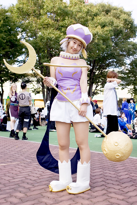 angol mois, nara shikamaru, yamanaka ino, fullmetal alchemist, keroro gunsou, naruto (classic), naruto (series), cosplay photo, photo (medium), 1girl, bare shoulders, cosplay, head tilt, looking at viewer, shorts, smile, staff, standing