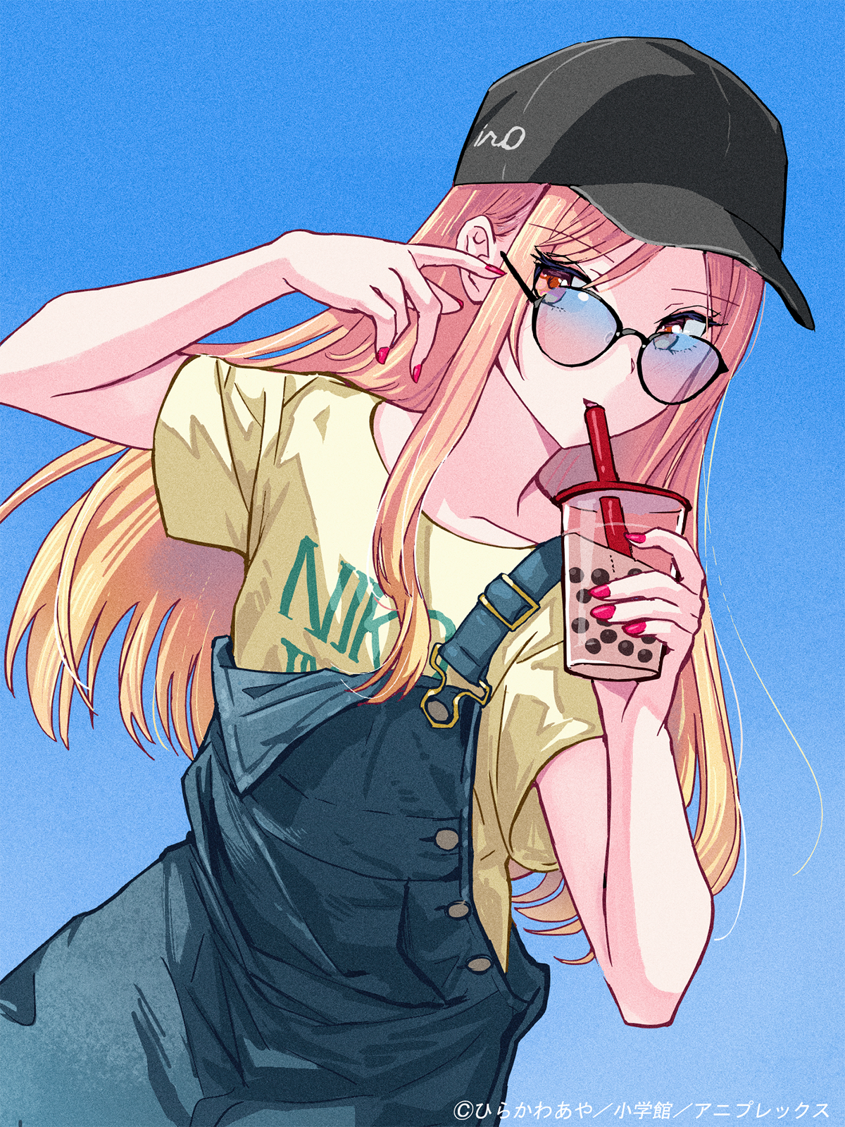 kazuharu kina, mikadono niko, mikadono sanshimai wa angai choroi, commentary request, highres, 1girl, baseball cap, black hat, blonde hair, blue overalls, bubble tea, cup, disposable cup, drinking straw, glasses, hat, holding, holding cup, long hair, nail polish, overalls, pink nails, red eyes, shirt, short sleeves, sidelocks, solo, yellow shirt
