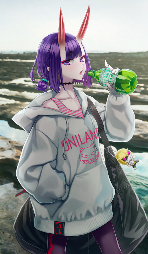 honjou raita, sakata kintoki (fate), shuten douji (fate), fate/grand order, fate (series), commentary request, game cg, official art, third-party source, 1girl, bag, black choker, bottle, breasts, character doll, choker, clothes writing, collarbone, cowboy shot, day, doll, drawstring, eating, eyeshadow, gourd, grey sweater, hand in pocket, holding, holding bottle, holding gourd, hood, hood down, hooded sweater, horns, leggings, long sleeves, low ponytail, makeup, medium hair, official alternate costume, oni, open mouth, outdoors, photo background, pointy ears, ponytail, purple eyes, purple hair, purple leggings, red eyeshadow, shirt, short ponytail, shoulder bag, shuten douji (over the same sky) (fate), sidelocks, skin-covered horns, small breasts, solo, striped clothes, striped shirt, sweater, tank top