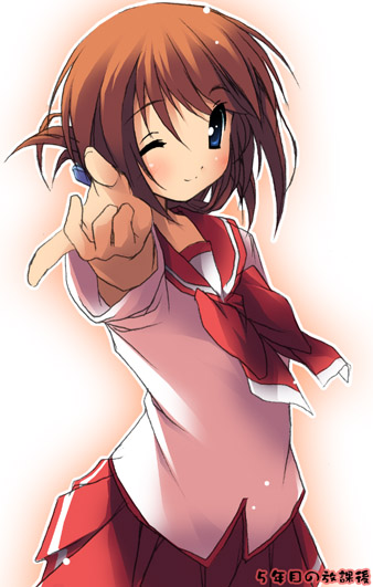 kantoku, komaki manaka, to heart (series), to heart 2, 00s, 1girl, arm behind back, female focus, folded ponytail, one eye closed, outline, pleated skirt, school uniform, serafuku, skirt, solo, white outline, wink