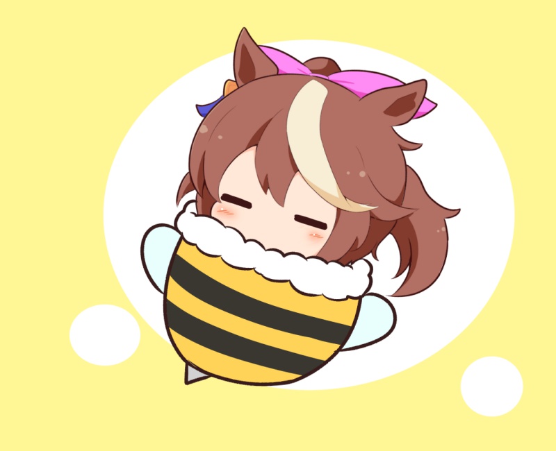 gomashio (goma feet), tokai teio (umamusume), umamusume, 1girl, bee costume, blush stickers, brown hair, closed eyes, facing viewer, hair between eyes, hair ribbon, multicolored hair, pink ribbon, ponytail, ribbon, solo, streaked hair, two-tone background, white background, white hair, yellow background