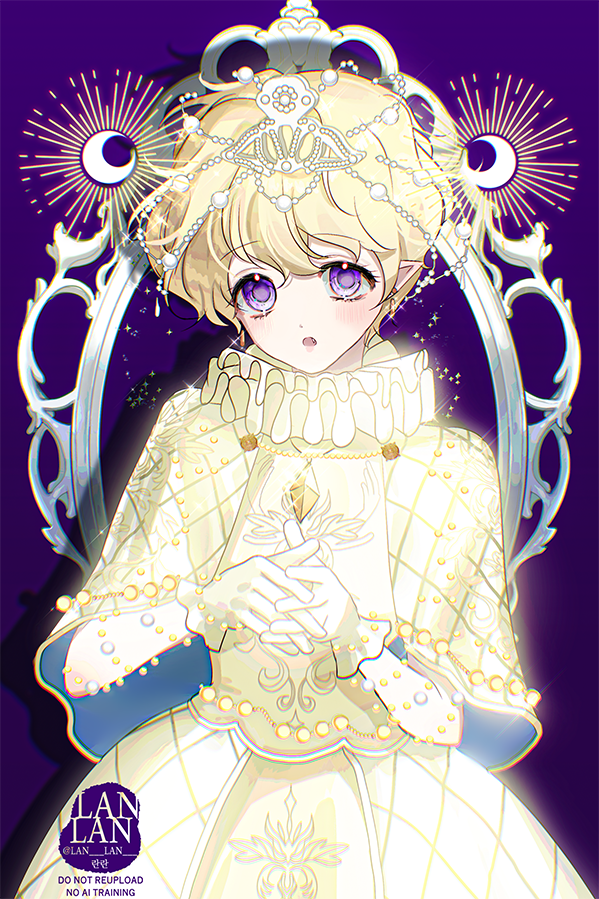 vanilla mieux, sugar sugar rune, commentary, korean commentary, 1girl, blonde hair, blush, capelet, cowboy shot, crown, dress, glint, gloves, interlocked fingers, lan lan, looking at viewer, neck ruff, open mouth, pointy ears, purple background, purple eyes, shadow, short hair, solo, twitter username