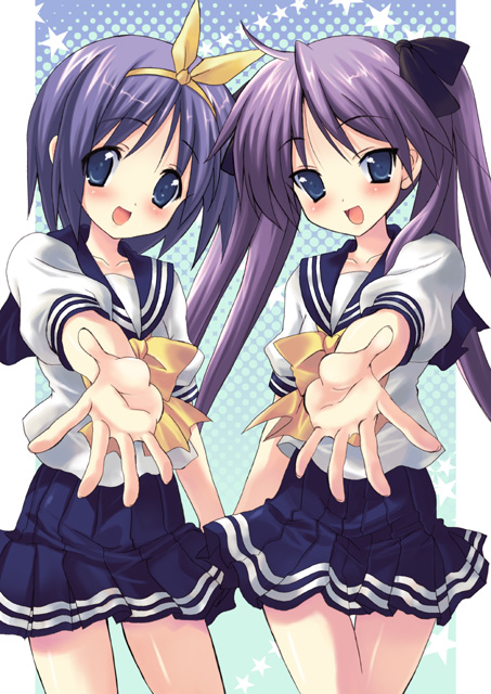 kyogoku shin, hiiragi kagami, hiiragi tsukasa, lucky star, 00s, 2girls, blue eyes, blue hair, cowboy shot, long hair, looking at viewer, multiple girls, outstretched arm, pink hair, pleated skirt, ryouou school uniform, sailor collar, school uniform, serafuku, short hair, siblings, sisters, skirt, spread fingers, symmetry, thigh gap, thighs, twins, twintails, very long hair
