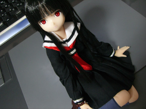 enma ai, jigoku shoujo, lowres, photo (medium), 00s, black hair, figure, red eyes, school uniform, serafuku