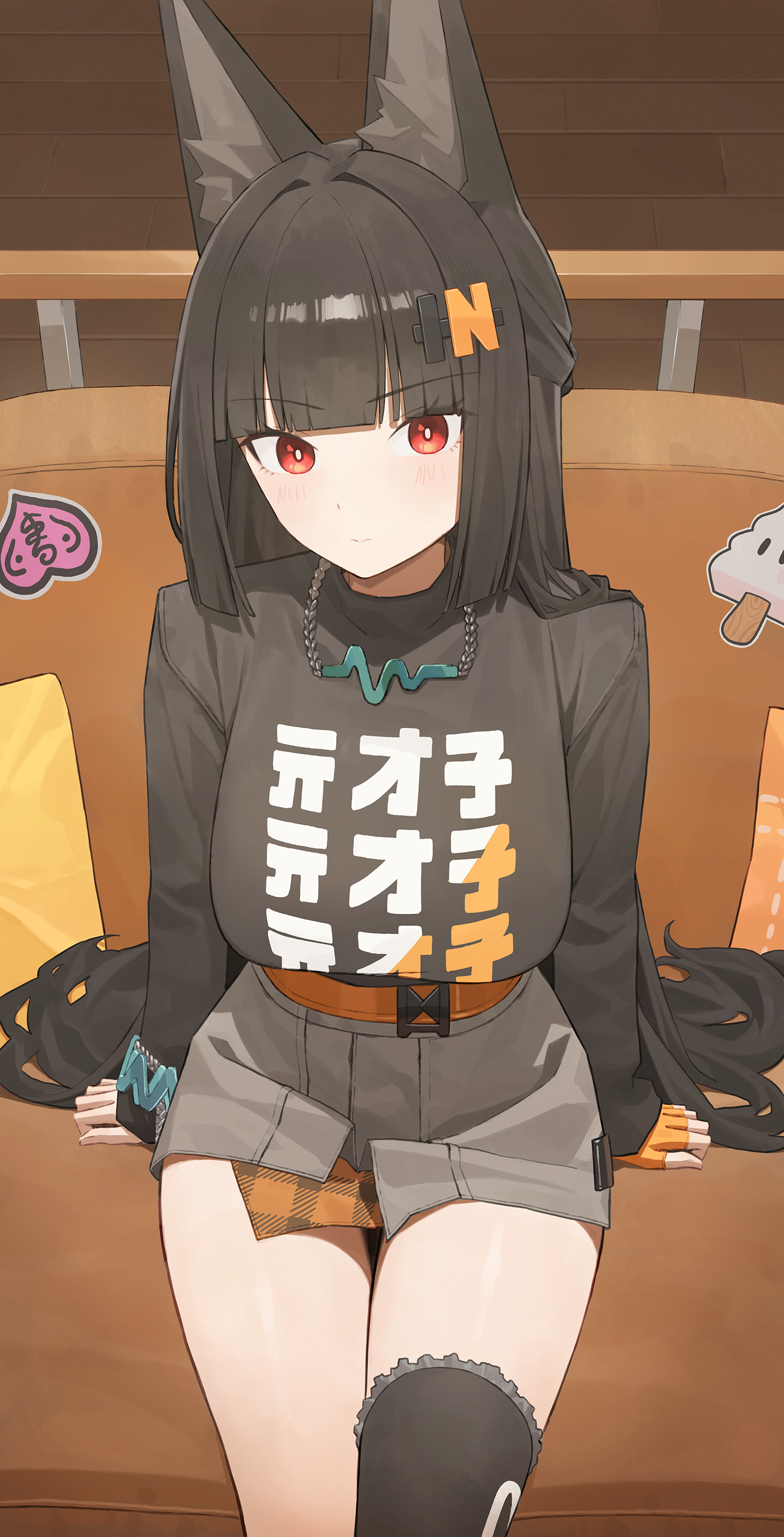 cro (user znms5733), belle (zenless zone zero), zenless zone zero, absurdres, commentary, highres, 1girl, animal ears, belle (zenless zone zero) (cosplay), black hair, black shirt, black thighhighs, blunt bangs, breasts, bright pupils, closed mouth, clothes writing, cosplay, fingerless gloves, fox ears, fox girl, gloves, grey skirt, hair ornament, indoors, jewelry, large breasts, letter hair ornament, long hair, long sleeves, looking at viewer, necklace, orange gloves, red eyes, shirt, single fingerless glove, single thighhigh, sitting, skirt, solo, thighhighs, thighs, very long hair, white pupils