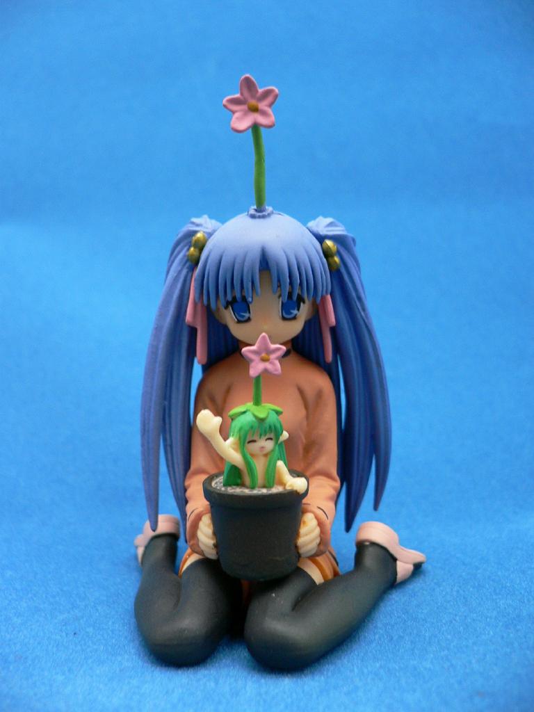 aoba kozue, konno natsume, mahoraba, photo (medium), 00s, blue eyes, blue hair, figure, green hair, matching hair/eyes, no humans, solo, thighhighs
