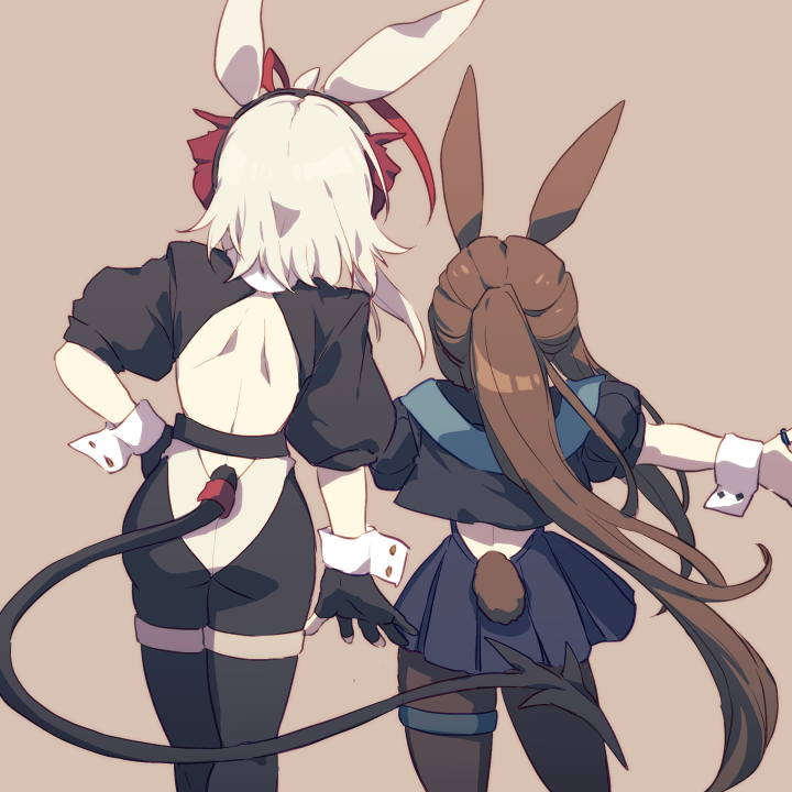 lari lab, amiya (arknights), w (arknights), arknights, commentary, symbol-only commentary, 2girls, animal ear hairband, animal ears, antenna hair, ass, back cutout, black gloves, black hairband, black pantyhose, black shrug, black skirt, black tail, brown background, brown hair, brown tail, clothing cutout, cowboy shot, facing away, fake animal ears, from behind, gloves, hairband, hand on own hip, long hair, miniskirt, multicolored hair, multiple girls, outstretched arm, pantyhose, pleated skirt, ponytail, rabbit ear hairband, rabbit ears, red hair, short hair with long locks, short tail, shrug (clothing), simple background, skirt, standing, streaked hair, tail, thigh strap, very long hair, white hair
