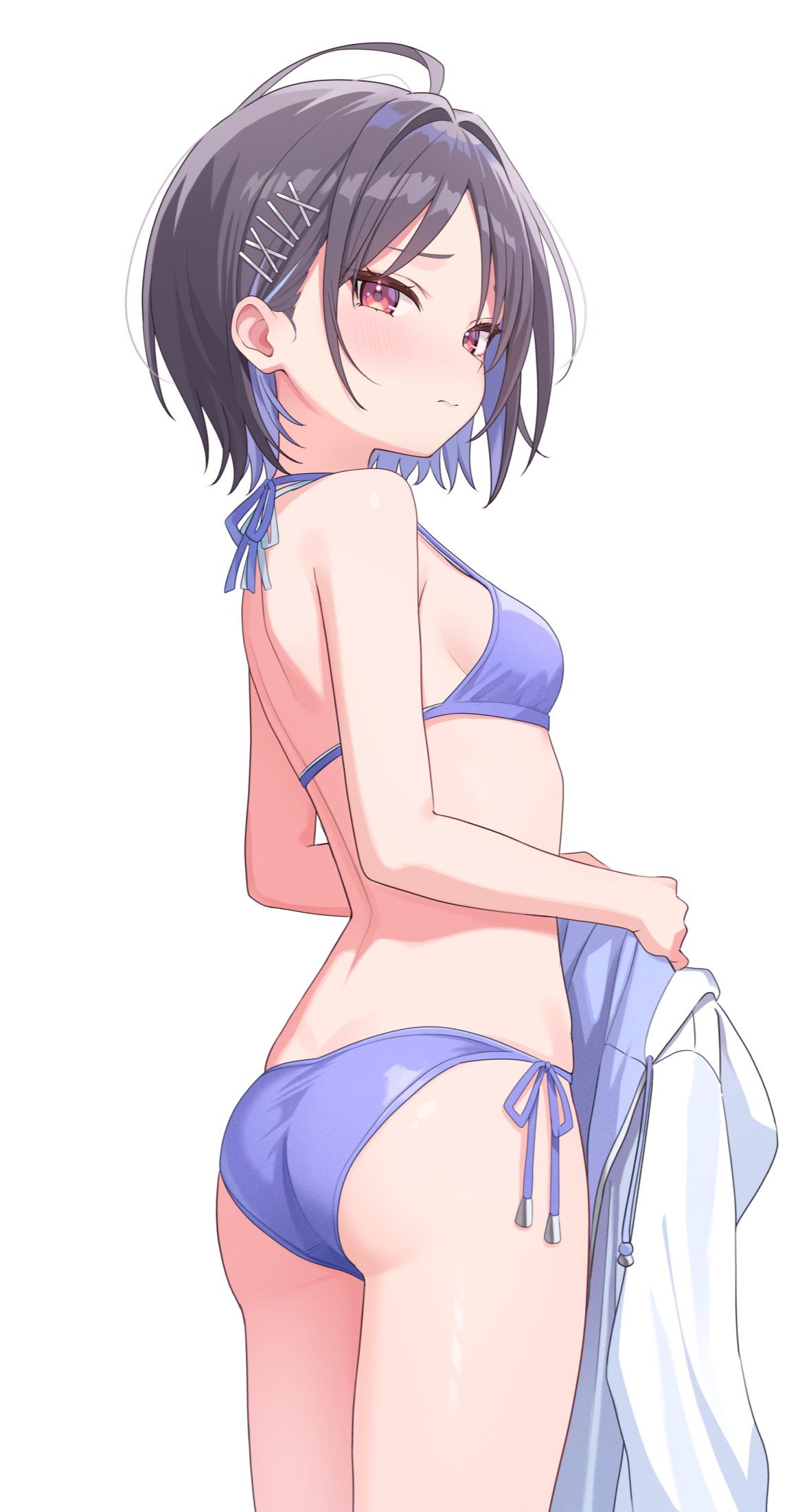 kitano yukito, mashiro yu, gakuen idolmaster, idolmaster, commentary request, highres, 1girl, ahoge, ass, bikini, black hair, blue bikini, blue hair, blush, breasts, closed mouth, colored inner hair, from side, hair intakes, hair ornament, holding, holding jacket, holding unworn clothes, holding unworn jacket, jacket, looking at viewer, multicolored hair, raised inner eyebrows, red eyes, short hair, shoulder blades, side-tie bikini bottom, simple background, small breasts, solo, standing, swimsuit, thighs, unworn jacket, white background, white jacket, x hair ornament