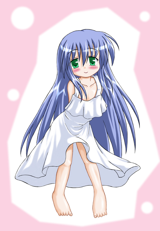 inasaki shirau, izumi kanata, lucky star, 00s, 1girl, barefoot, blue hair, blush, dress, feet, female focus, flat chest, green eyes, leaning forward, long hair, smile, solo, very long hair