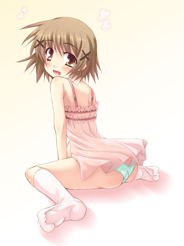 yuno (hidamari sketch), hidamari sketch, brown eyes, brown hair, panties