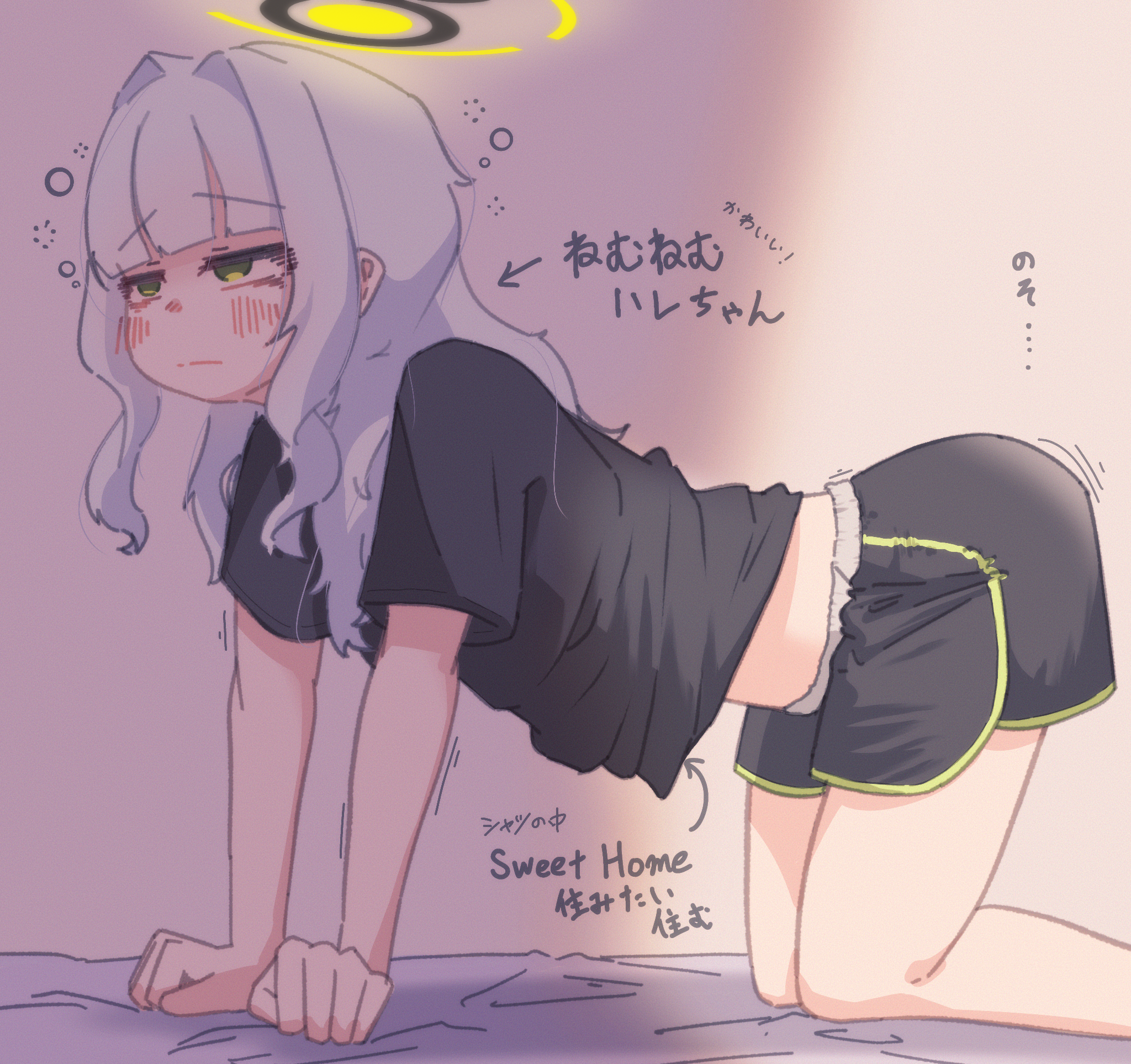 mimizukuro, hare (blue archive), blue archive, highres, translation request, 1girl, all fours, arrow (symbol), black shirt, black shorts, blunt bangs, blush, closed mouth, from side, green eyes, halo, long hair, shirt, short sleeves, shorts, sleepy, solo, white hair, yellow halo