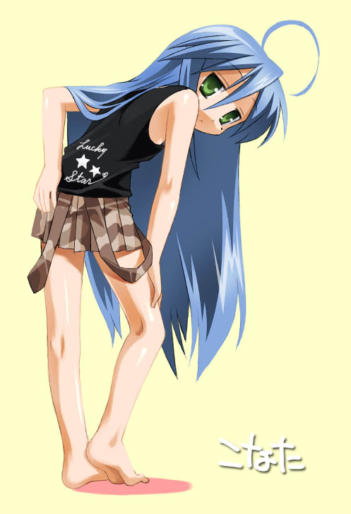 umekichi, izumi konata, lucky star, 00s, 1girl, ahoge, barefoot, blue hair, casual, female focus, full body, green eyes, hand on own thigh, long hair, mole, mole under eye, skirt, solo, standing