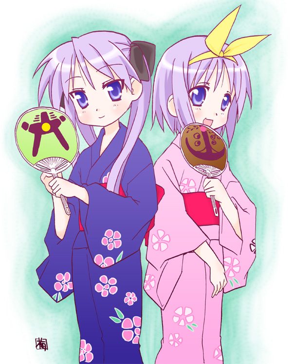 kairakuen umenoka, hiiragi kagami, hiiragi tsukasa, lucky star, 00s, 2girls, hand fan, japanese clothes, kimono, multiple girls, paper fan, siblings, sisters, twins, uchiwa