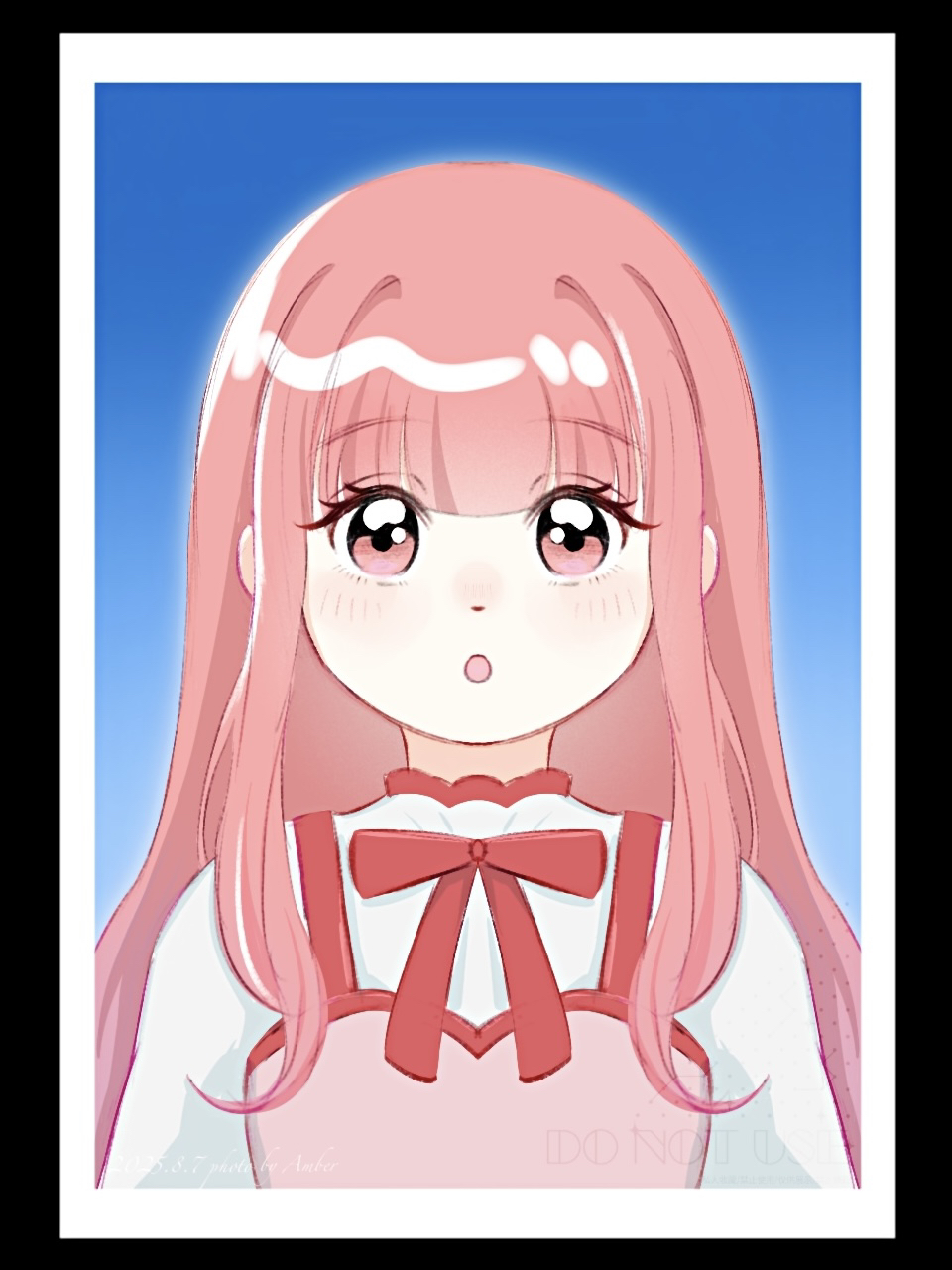 bloom poetry (shining nikki), nikki (nikki), nikki (series), shining nikki, chinese commentary, commentary request, highres, 1girl, :o, black border, blue background, border, bow, bowtie, crazygirlisme, dot nose, dress, eyelashes, gradient background, light blush, long hair, long sleeves, looking at viewer, open mouth, outline, photo (object), pinafore dress, pink dress, pink eyes, pink hair, red bow, red bowtie, shirt, sidelocks, signature, sleeveless, sleeveless dress, solo, straight-on, tareme, upper body, watermark, wavy hair, white outline, white shirt
