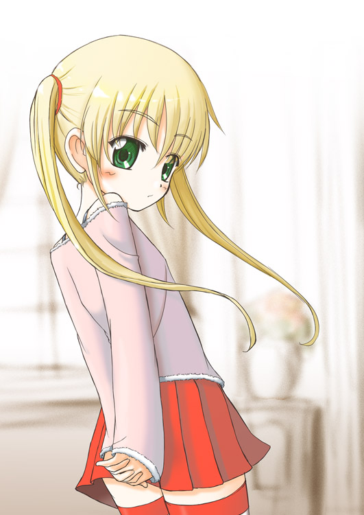 ikuno yui, sanzen'in nagi, hayate no gotoku!, 00s, 1girl, blonde hair, female focus, green eyes, long hair, looking back, pleated skirt, red thighhighs, skirt, solo, thighhighs, twintails
