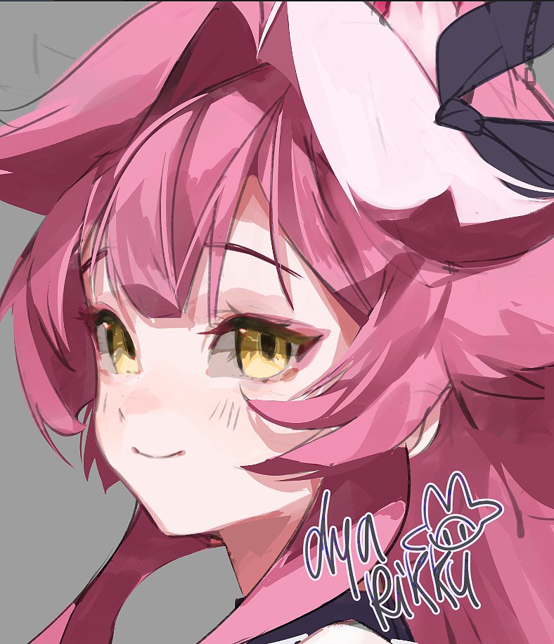 dyarikku, raora panthera, raora panthera (1st costume), hololive, hololive english, commentary, english commentary, 1girl, artist name, closed mouth, grey background, hair intakes, hair ribbon, light smile, long hair, pink hair, ribbon, solo, yellow eyes
