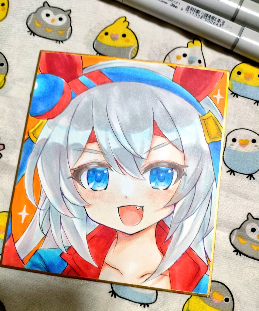 terimuku, tamamo cross (umamusume), umamusume, commentary request, photo (medium), traditional media, 1girl, :d, blue eyes, blue hairband, blue jacket, collarbone, fang, grey hair, hair between eyes, hairband, headband, jacket, long hair, open mouth, portrait, red headband, shikishi, smile, solo, v-shaped eyebrows