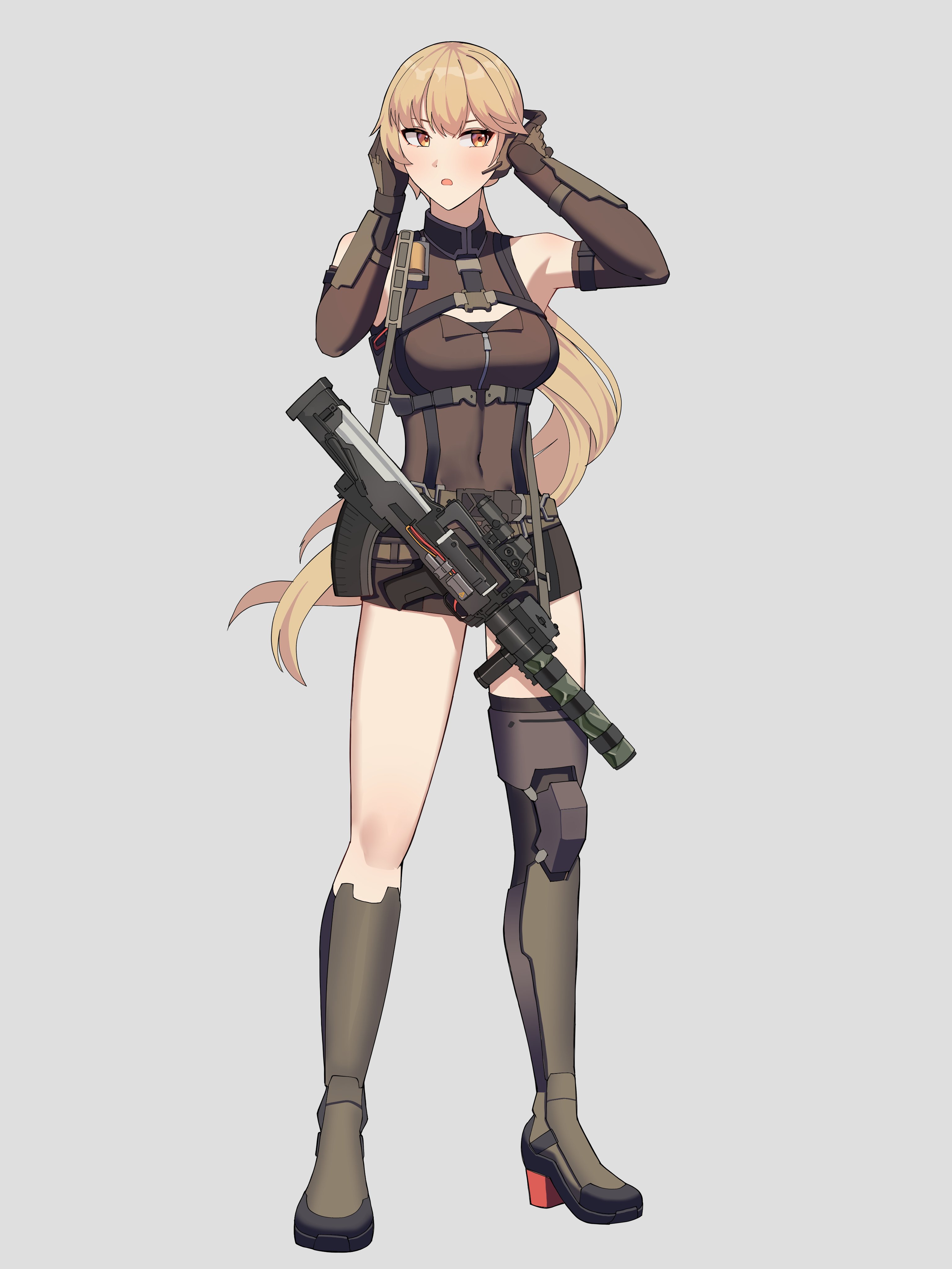 gar32, groza (girls' frontline 2), ots-14 (girls' frontline), girls' frontline, girls' frontline 2: exilium, absurdres, commentary, highres, symbol-only commentary, 1girl, assault rifle, asymmetrical footwear, blonde hair, boots, breasts, brown gloves, brown shorts, bullpup, covered navel, elbow gloves, full body, gloves, grey background, gun, gun sling, knee pads, long hair, microphone, open mouth, orange eyes, ots-14 groza, rifle, shorts, simple background, single knee pad, solo, standing, suppressor, weapon