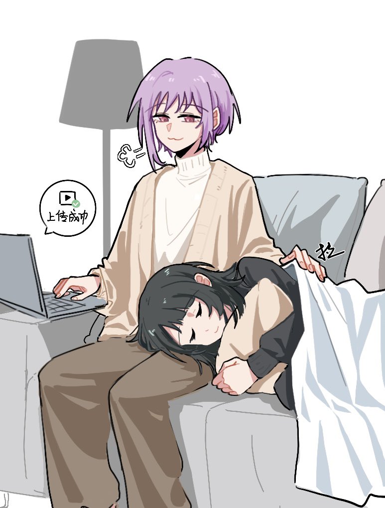 xiaowu0074, yahata umiri, yuutenji nyamu, bang dream!, bang dream! it's mygo!!!!!, translation request, 2girls, :3, black hair, black sweater, brown cardigan, cardigan, chinese text, computer, hugging object, lap pillow, laptop, multiple girls, open cardigan, open clothes, pillow, pillow hug, pink eyes, puff of air, purple hair, short hair, sleeping, sweater, white sweater, yuri