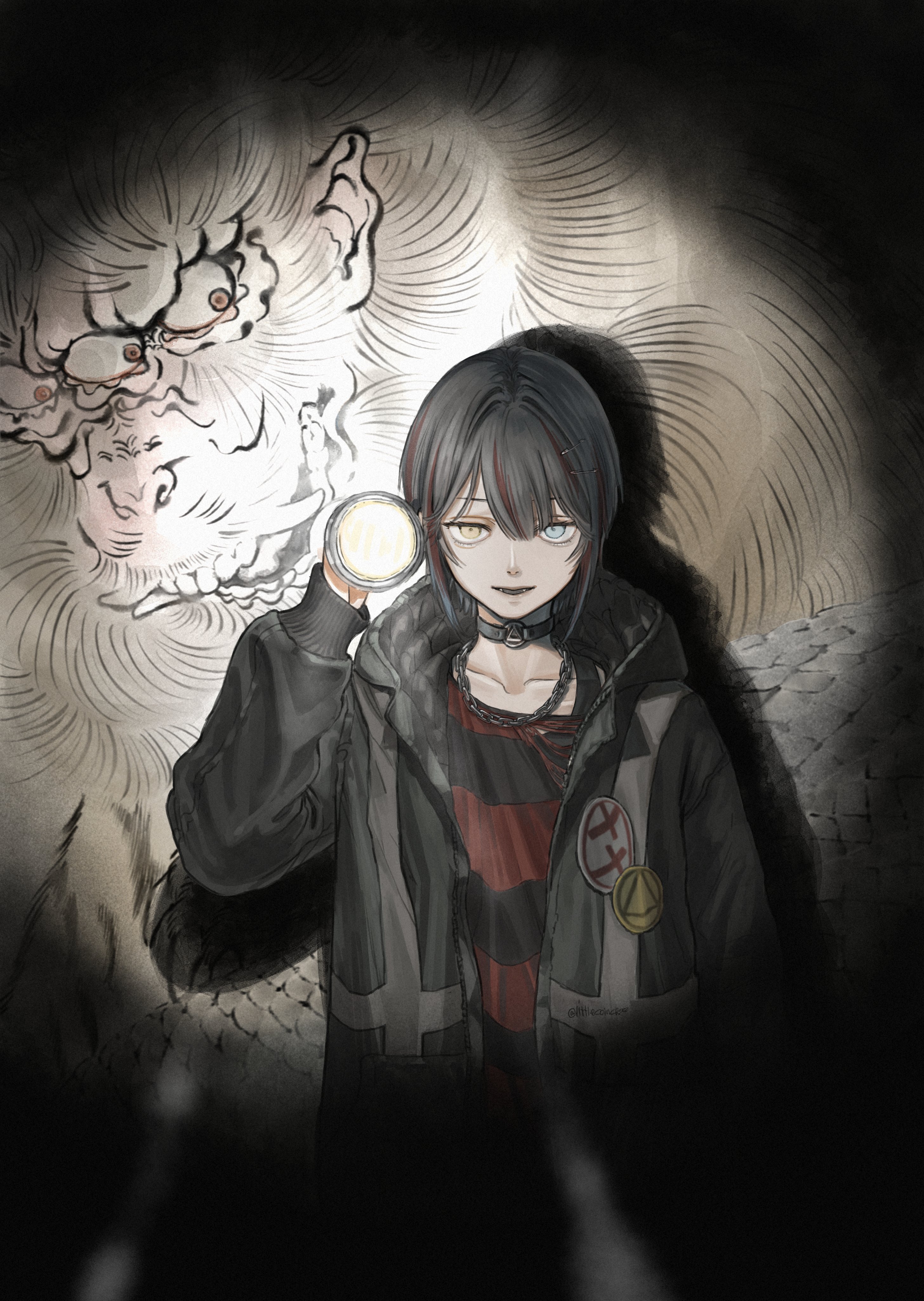 koze niire, mashiro meme, mashiro meme (3rd costume), nijisanji, absurdres, hashtag-only commentary, highres, 1boy, black choker, black hair, black hoodie, blue eyes, chain, chain necklace, choker, flashlight, hair between eyes, heterochromia, holding, holding flashlight, hood, hood down, hoodie, jewelry, looking at viewer, male focus, multicolored hair, necklace, official alternate costume, open mouth, shirt, short hair, smile, solo, streaked hair, striped clothes, striped shirt, upper body, virtual youtuber, yellow eyes