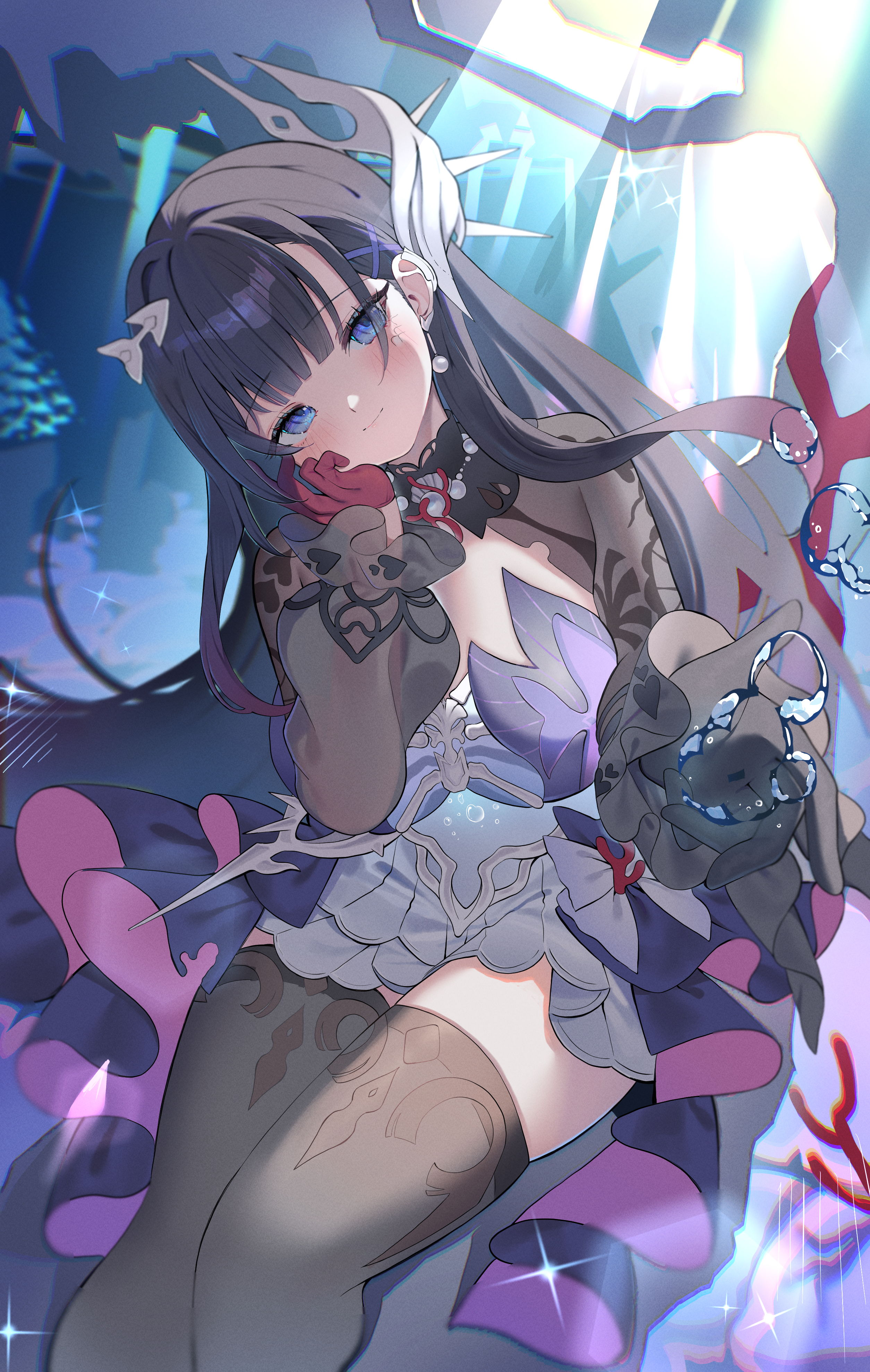 jinbei (user tpny4757), hysilens (honkai: star rail), honkai: star rail, honkai (series), absurdres, highres, 1girl, air bubble, asymmetrical gloves, black gloves, black hair, black thighhighs, blue eyes, breasts, bubble, closed mouth, dress, gloves, hair ornament, hand on own face, long hair, long sleeves, looking at viewer, mismatched gloves, reaching, reaching towards viewer, red gloves, sitting, smile, solo, sparkle, thighhighs, very long hair