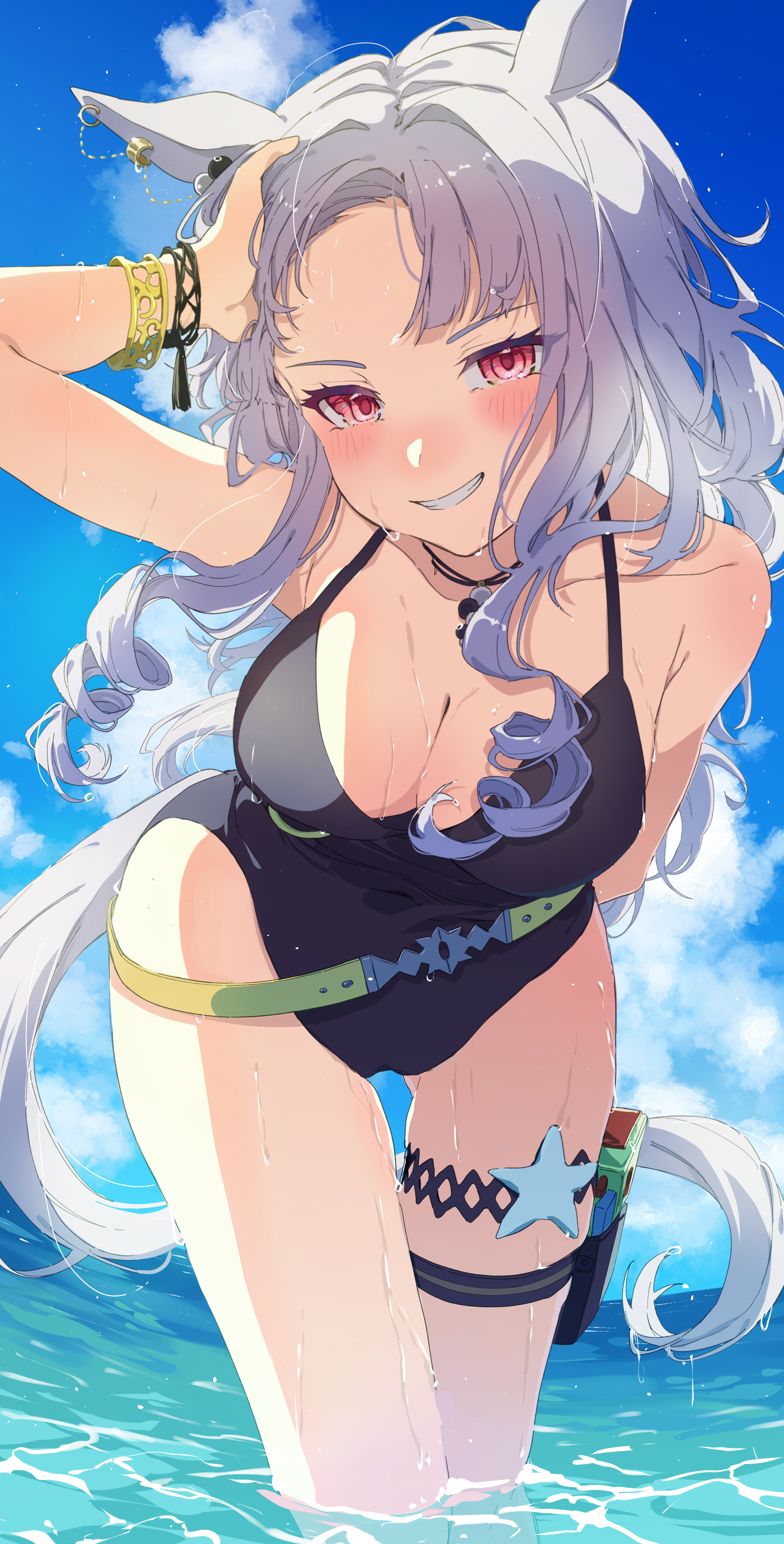 komeko97, gold ship (run revolt launcher) (umamusume), gold ship (umamusume), umamusume, absurdres, highres, 1girl, bare arms, bare shoulders, bent over, black one-piece swimsuit, blush, breasts, cleavage, forehead, grey hair, grin, hand in own hair, holster, large breasts, long hair, looking at viewer, official alternate costume, official alternate hairstyle, one-piece swimsuit, red eyes, smile, solo, swimsuit, thigh holster, wet
