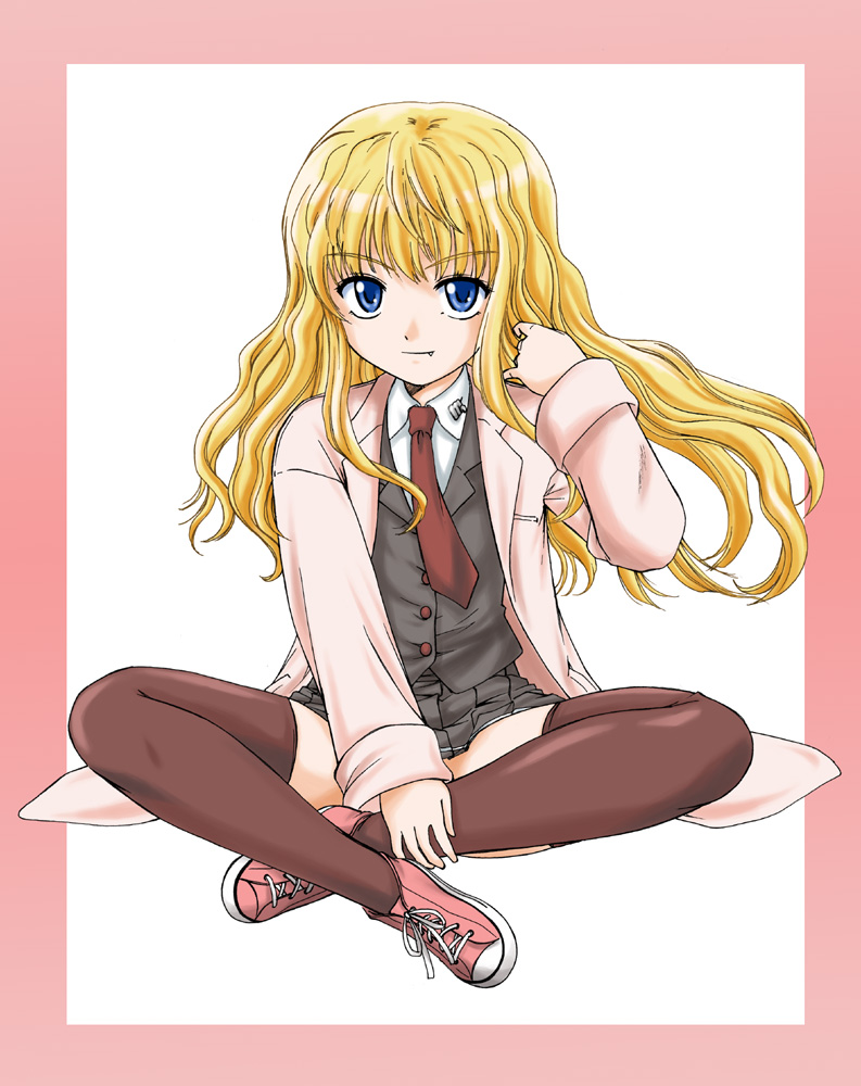 wan'yan aguda, touko a. rainford, kowashiya gamon, blonde hair, blue eyes, fang, long hair, school uniform, serafuku, sitting, solo, thighhighs