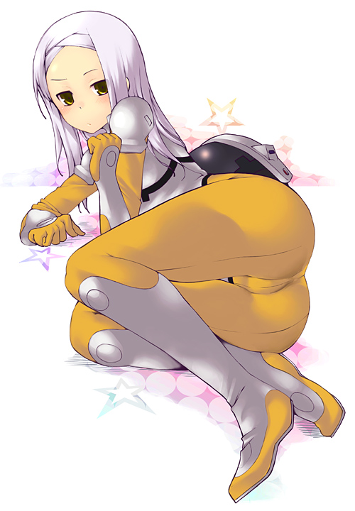 nabeshiki, nabeshiki (rakuneko yashiki), soma peries, gundam, gundam 00, pilot suit, silver hair, 00s, 1girl, blush, bodysuit, female focus, long hair, lying, on side, solo, yellow eyes