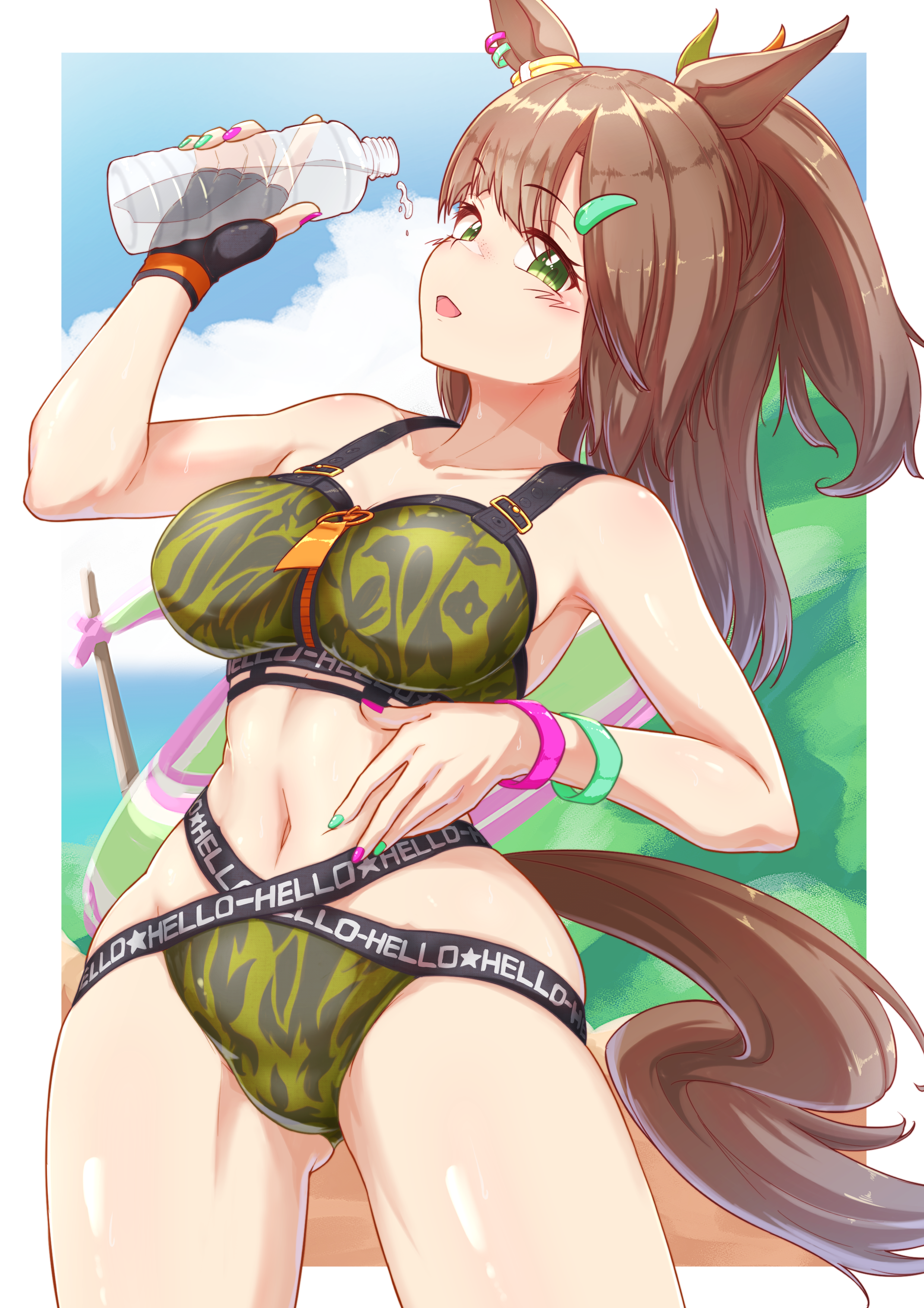 flova11, ines fujin (hello hello island) (umamusume), ines fujin (umamusume), umamusume, absurdres, highres, 1girl, animal ears, bare shoulders, bikini, black gloves, blue sky, blush, bottle, bracelet, breasts, brown hair, cleavage, cloud, ear ornament, fingerless gloves, gloves, gluteal fold, green bikini, green eyes, hair ornament, hairclip, holding, holding bottle, horse ears, horse girl, horse tail, jewelry, large breasts, looking at viewer, midriff, multi-strapped bikini bottom, navel, official alternate costume, official alternate hairstyle, open mouth, outdoors, ponytail, single glove, sky, smile, solo, swimsuit, tail, water, water bottle