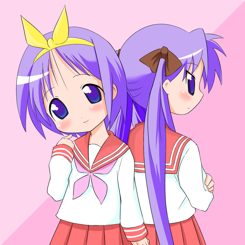 kumataka, hiiragi kagami, hiiragi tsukasa, lucky star, tagme, 00s, 2girls, back, blue eyes, blush, hair ribbon, hairband, long hair, looking at viewer, multiple girls, purple hair, school uniform, serafuku, short hair, sisters, standing, twins, twintails