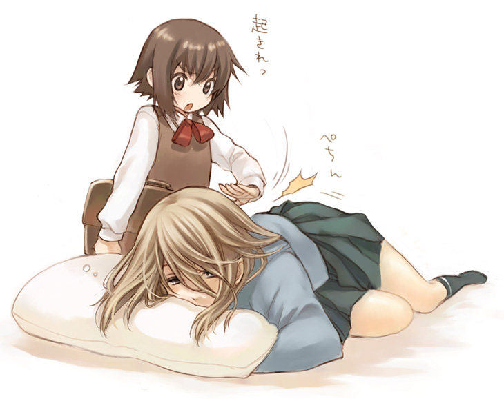 yuuryuu nagare, kaminagi ryouko, minato (zegapain), original, zegapain, 00s, 2girls, hitting, multiple girls, pillow, school uniform, serafuku, sleeping, spanked, spanking, sweater, sweater vest, vest