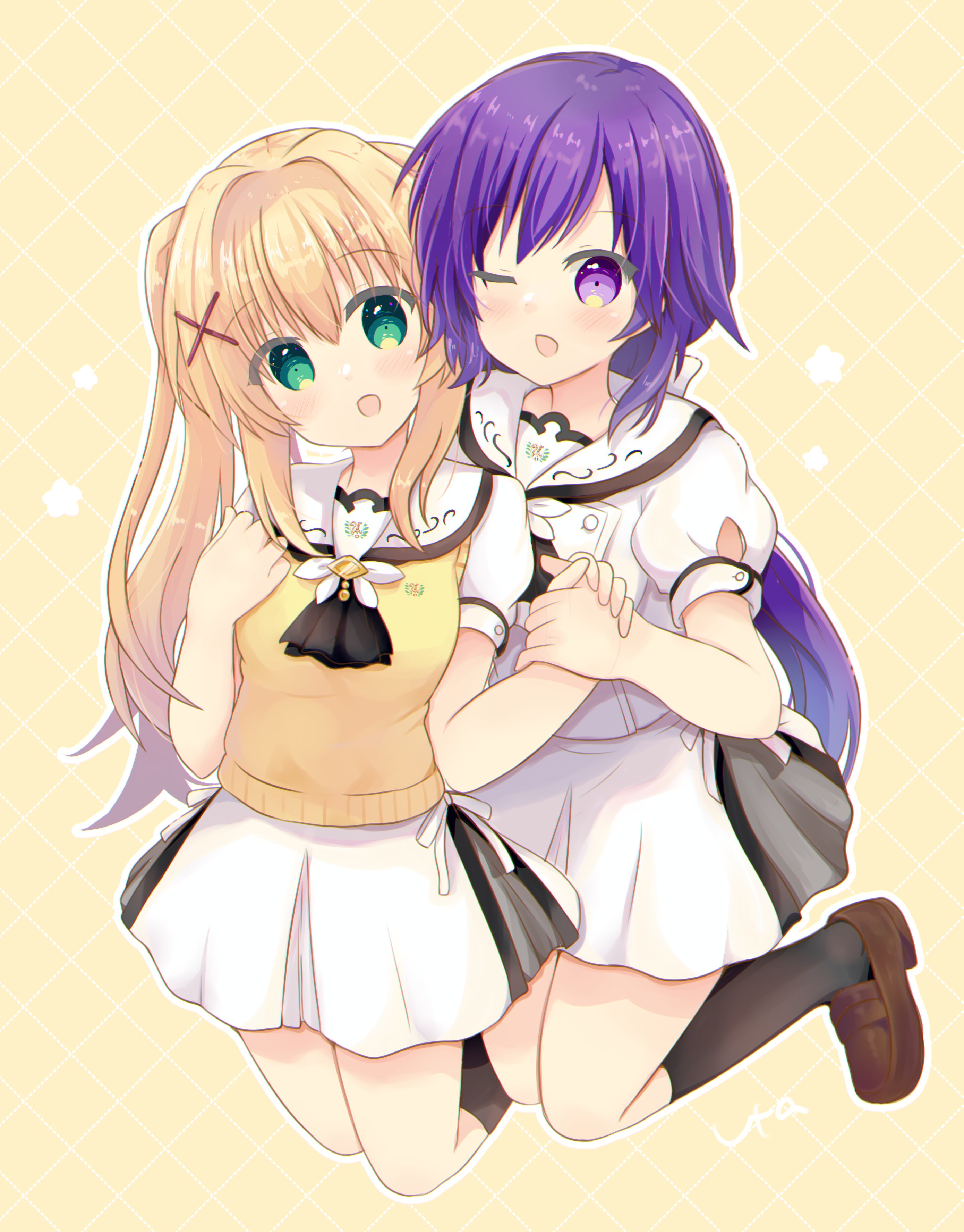 ura (ura-tennislove), mizuori shizuku, tsumugi wenders, summer pockets, absurdres, commentary request, highres, 2girls, :d, ;d, ascot, black socks, blonde hair, blue ascot, blush, brown shoes, eyes visible through hair, full body, green eyes, hair between eyes, hair intakes, hair ornament, hands up, happy, holding hands, kneehighs, kneeling, loafers, long hair, looking at viewer, low ponytail, miniskirt, multiple girls, one eye closed, open mouth, outline, ponytail, puffy short sleeves, puffy sleeves, purple eyes, purple hair, sailor collar, school uniform, serafuku, shirt, shoes, short sleeves, sidelocks, simple background, skirt, smile, socks, sweater vest, twintails, very long hair, white outline, white sailor collar, white serafuku, white shirt, white skirt, x hair ornament, yellow background, yellow sweater vest