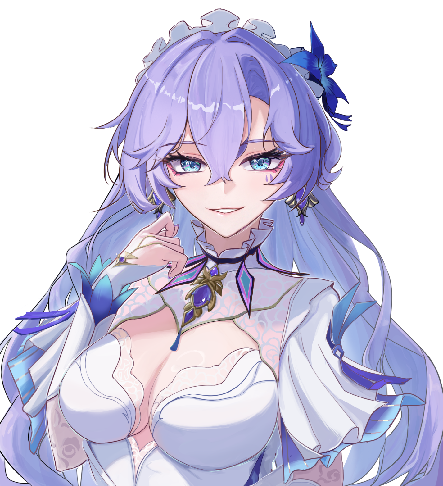 suhoi (berg), cantarella (wuthering waves), wuthering waves, commentary, highres, 1girl, blue eyes, blue flower, breasts, brooch, cleavage, cleavage cutout, clothing cutout, dress, facial mark, flower, grin, hair between eyes, hair flower, hair ornament, hand up, jewelry, large breasts, looking at viewer, mole, mole under eye, purple hair, simple background, smile, solo, upper body, white background, white dress