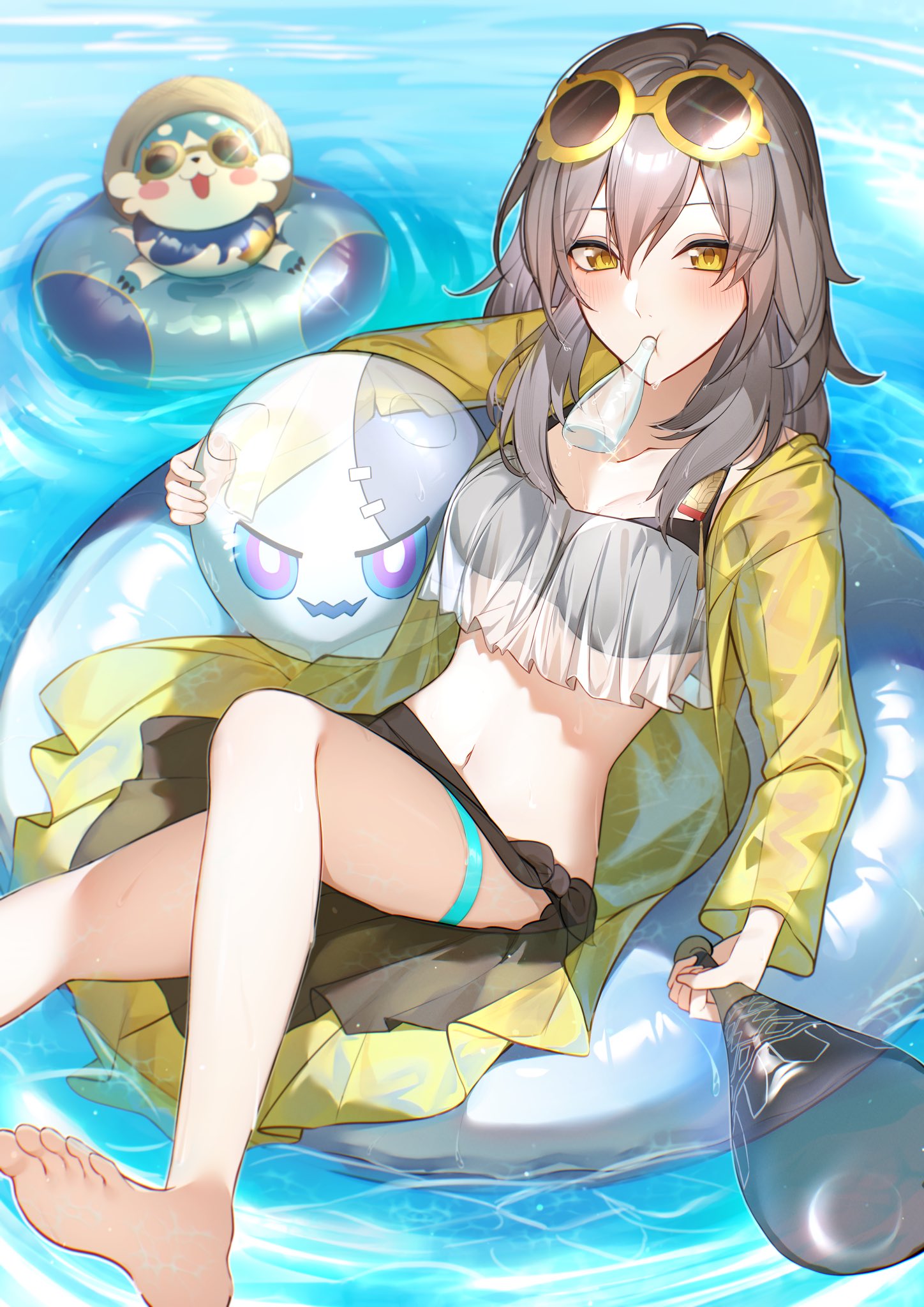 sarasara shoyu, stelle (honkai: star rail), trailblazer (honkai: star rail), wubbaboo (honkai: star rail), honkai: star rail, honkai (series), commentary request, highres, 1girl, alternate costume, ball, barefoot, baseball bat, beachball, bikini, black bikini, black skirt, breasts, bubbles (honkai: star rail), coat, eyewear on head, foot out of frame, from above, grey hair, holding, holding ball, holding baseball bat, innertube, large breasts, layered bikini, long hair, looking at viewer, midriff, mouth hold, navel, on innertube, side-tie skirt, sitting, skirt, solo, sunglasses, swim ring, swimsuit, swimsuit cover-up, thigh strap, water, yellow coat, yellow eyes